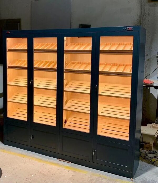 HIGH QUALITY HUMIDOR